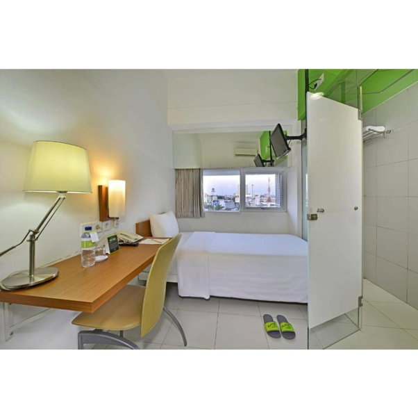 Whiz Hotel Pemuda Semarang, Semarang, Indonesia