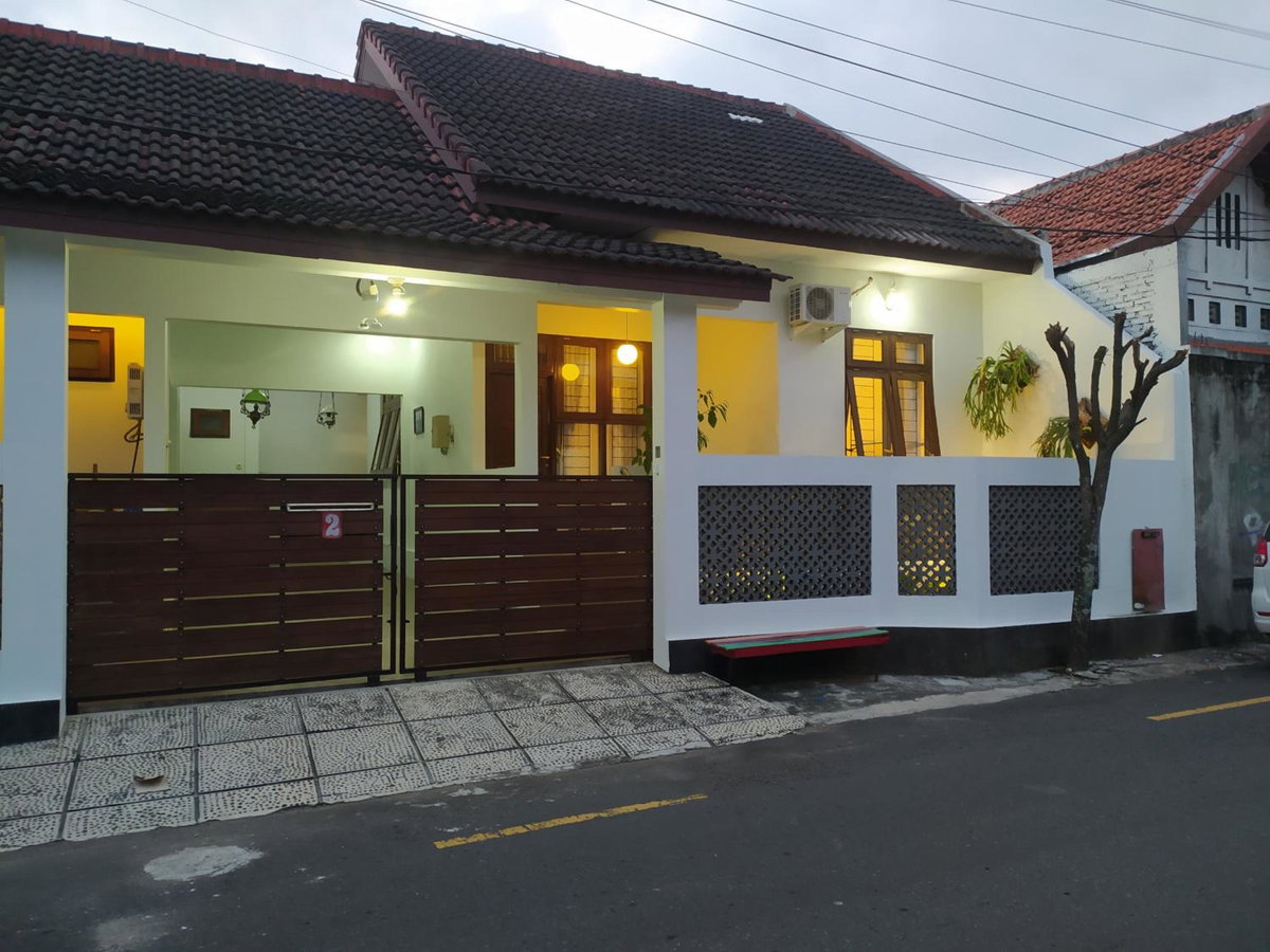 Hotel · Dragon Huis, Yogyakarta
