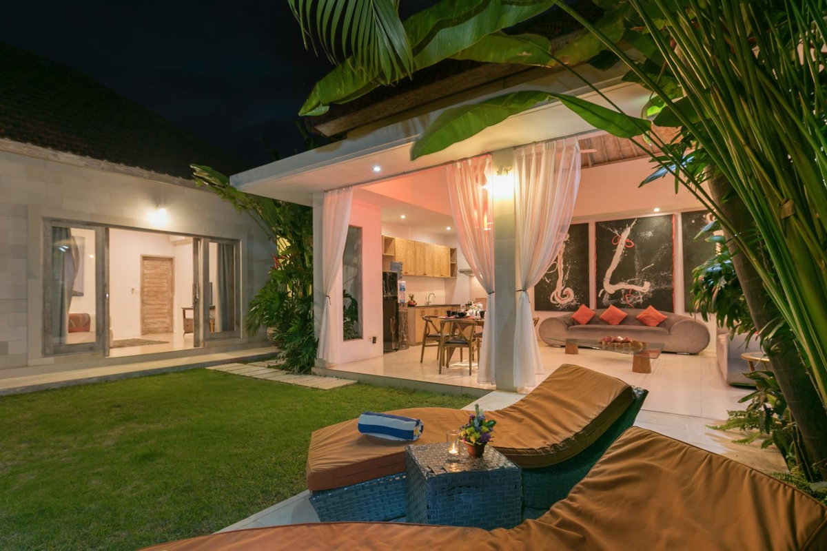 Villa Briana Seminyak by Villas R Us, Indonesia