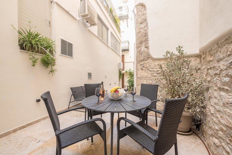 Apollonos 28 Luxury Suites, Athens, Greece