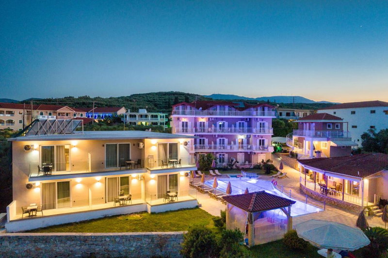 Amoudi Studios Apartments Hotel, Amoudi, Greece