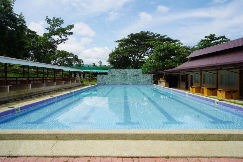 Hidden Valley Organic Farm Resort, Pinamunganjan, Philippines