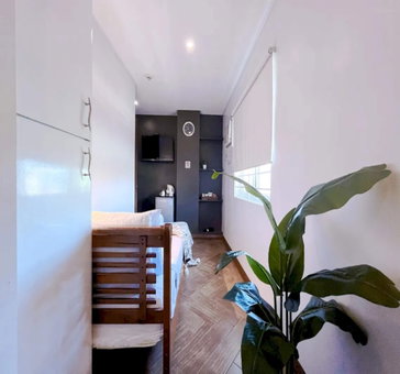 Townhouse OAK Metro Manila Near Osmena Highway PNR Pasay formerly Avitel Hotel, Makati, Philippines