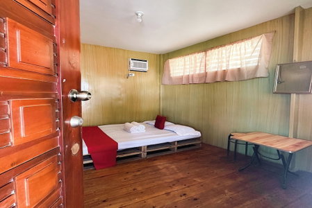 Monaliza Surf Resort, San Juan, Philippines