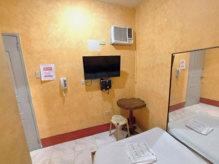 Mct Hotel, Quezon City, Philippines