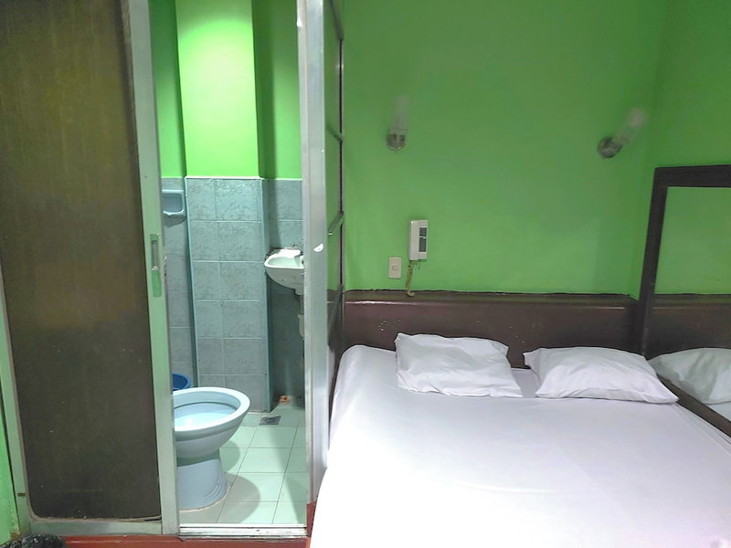 Mct Hotel, Quezon City, Philippines