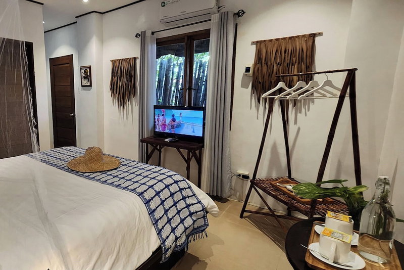 Sirom Beach House, Dasol, Philippines