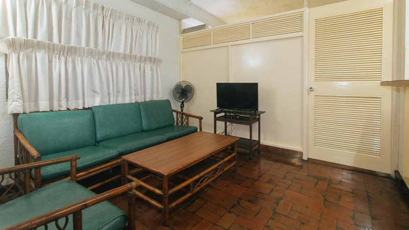 RedDoorz at Broadway Court Apartelle II Quezon City, Manila, Philippines