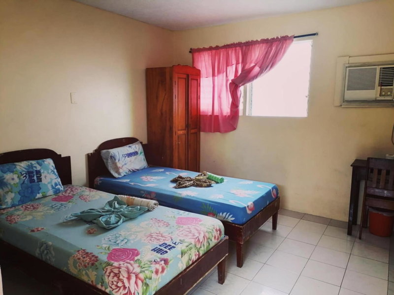 Bee Hub Pension, Surigao, Philippines