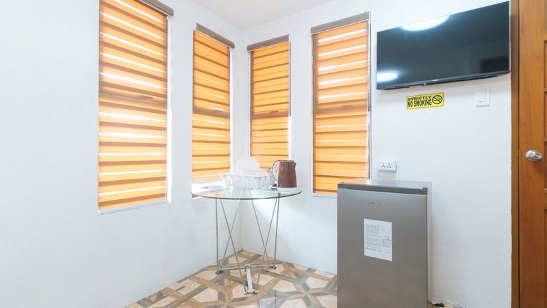 RedDoorz @ Alquiza Residences Paranaque, Manila, Philippines