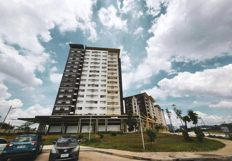 AVIDA ATRIA T2- A, near SM city and smallville, Iloilo City, Philippines