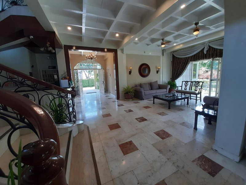 RedDoorz at Balatas Magsaysay Road Naga City, Naga, Philippines