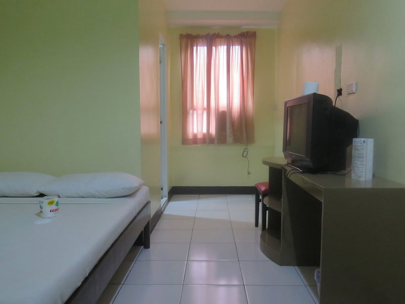 Iloilo Budget Inn - Valeria, Iloilo, Philippines