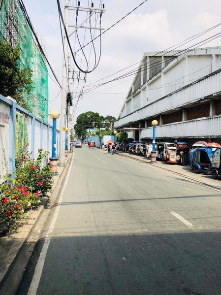 The Mansion: 18 Pax Budget Near Airport Terminal Pasay, Manila, Philippines