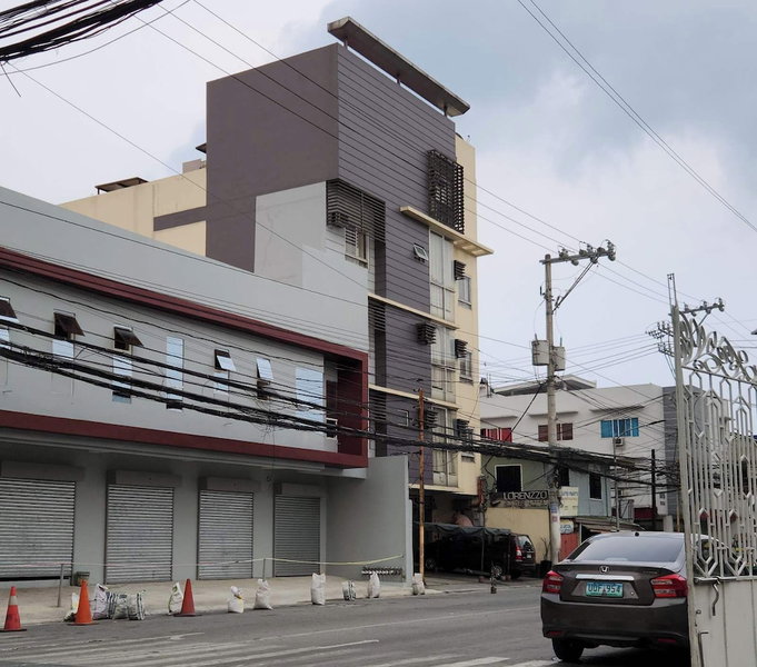 Lorenzzo Suites Hotel, Makati, Philippines