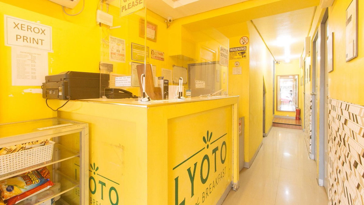 Hotel · RedDoorz at LYOTO Bed and Breakfast near NAIA Terminal, Manila