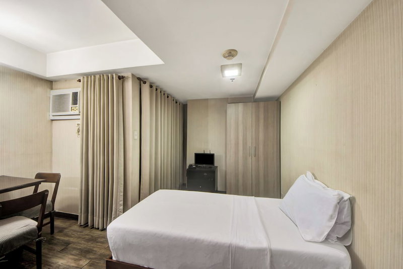CEO Flats, Makati, Philippines