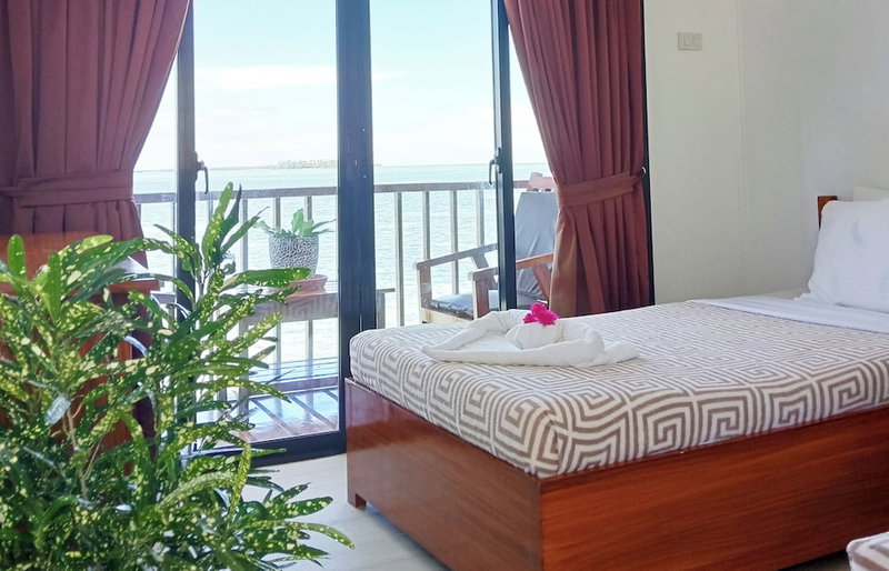 Nalusuan Island Resort and Marine Sanctuary, Cebu, Philippines