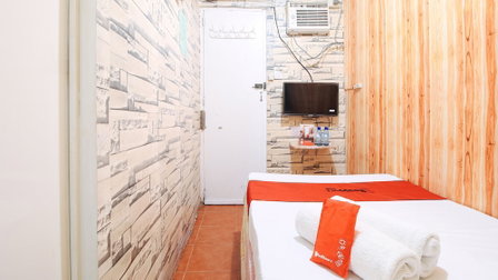 RedDoorz near OWWA Pasay, Pasay, Philippines