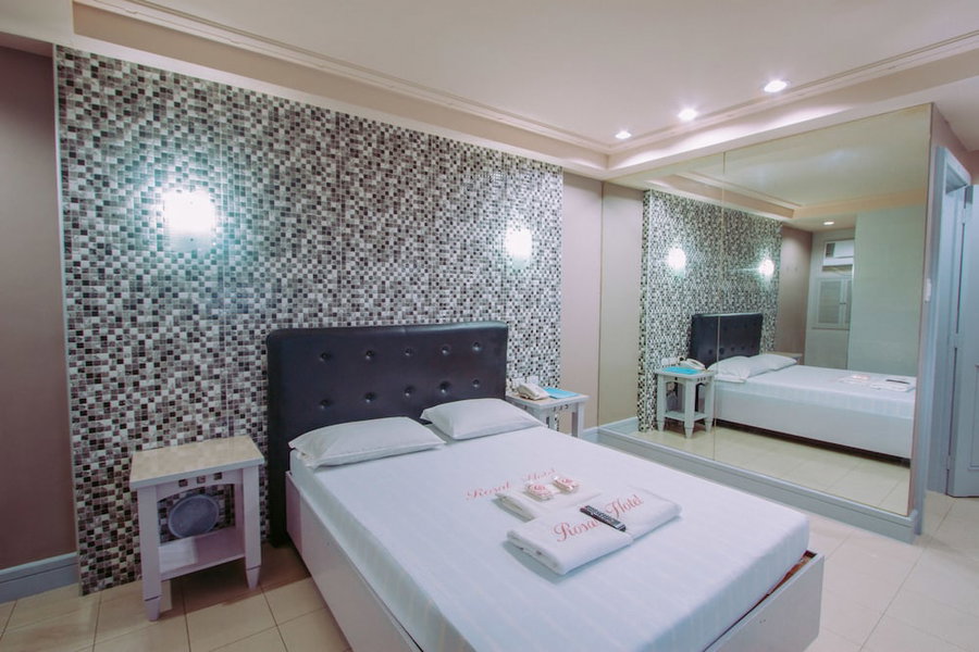 Jardin de Rosal Hotel, Pasig, Philippines