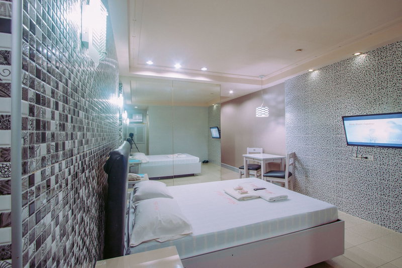Jardin de Rosal Hotel, Pasig, Philippines