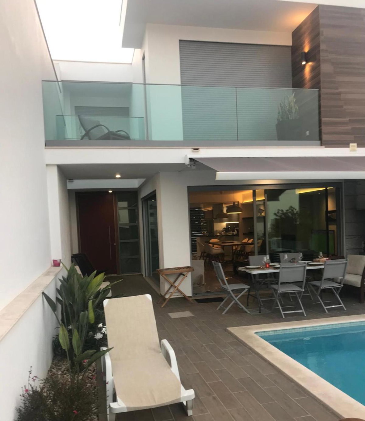 Vila Meluna, Portugal