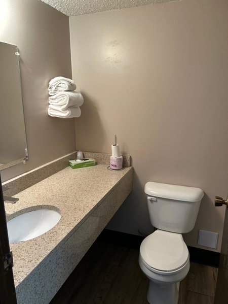 Cedar Inn, Lloydminster, Canada