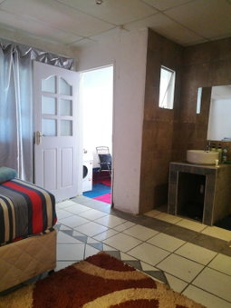 Naisar Sparkling Apartment, Germiston, South Africa