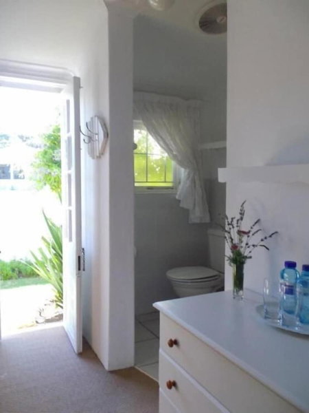 Breeze Inn Bed and Breakfast, Kidd's Beach, South Africa