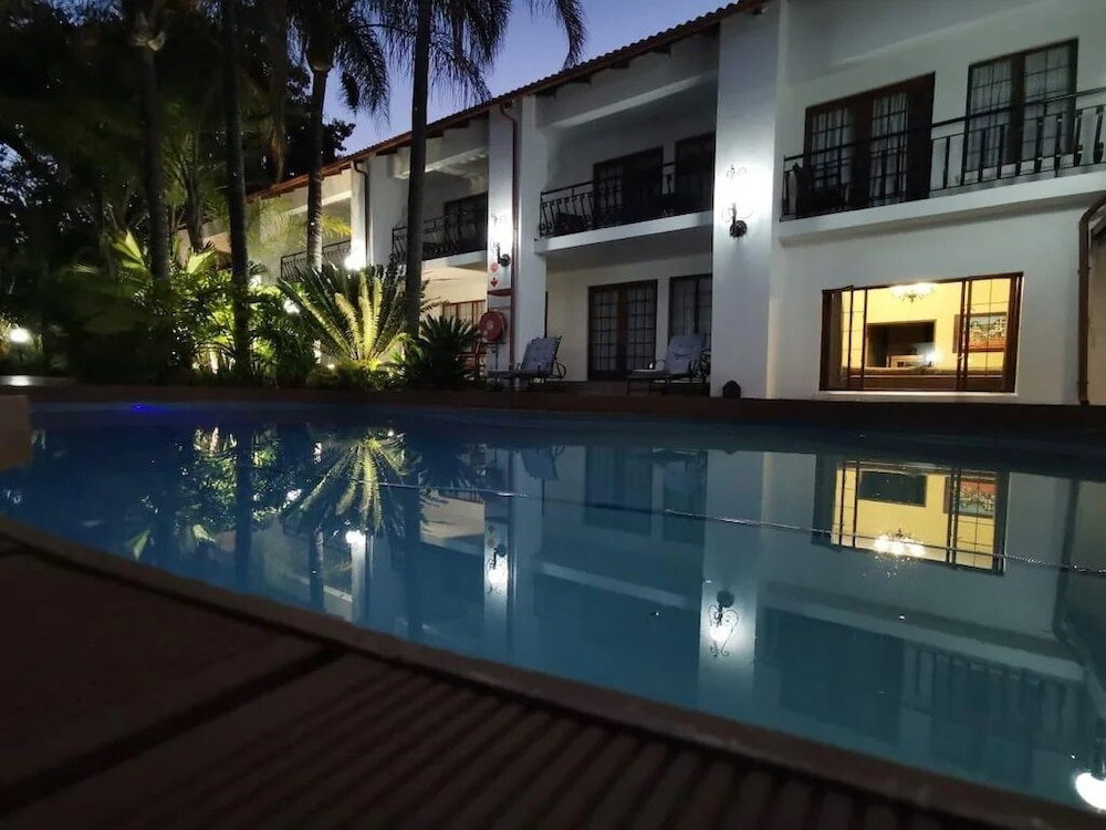 Hotel · Aanmani Rose Guest House, Pretoria
