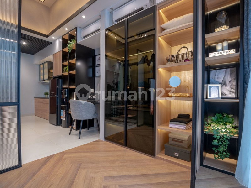 Apartment for rent in South Tangerang, Indonesia · Roseville Soho and Suites · 1 room, 1 bath
