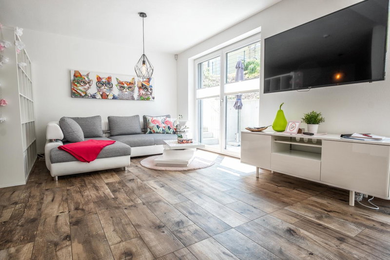 Moderne Souterrain-Wohnung, Anif, Austria