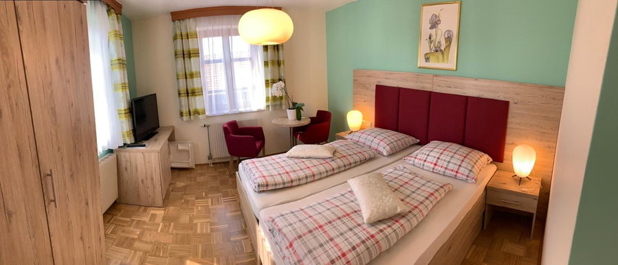 Gasthof Wagner Restaurant-Pension, Halbenrain, Austria