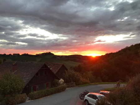 Weingut-Gästezimmer Pongratz, Gamlitz, Austria