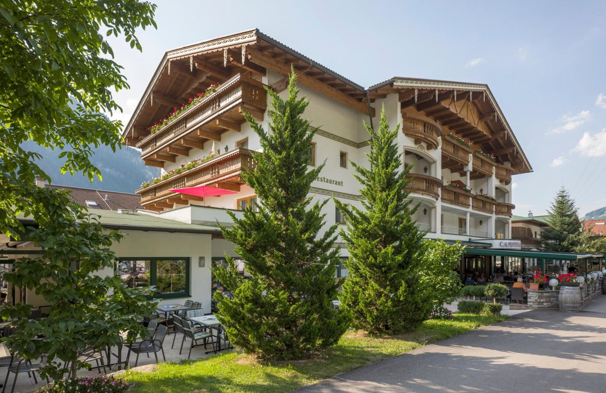 Hotel · Landhotel Denggerhof, Mayrhofen