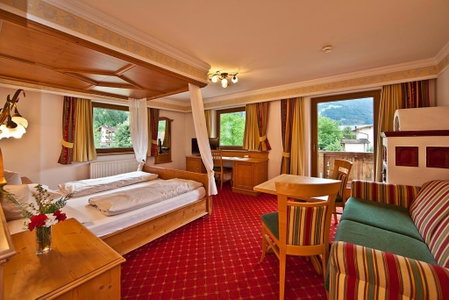 Landhotel Denggerhof, Mayrhofen, Austria