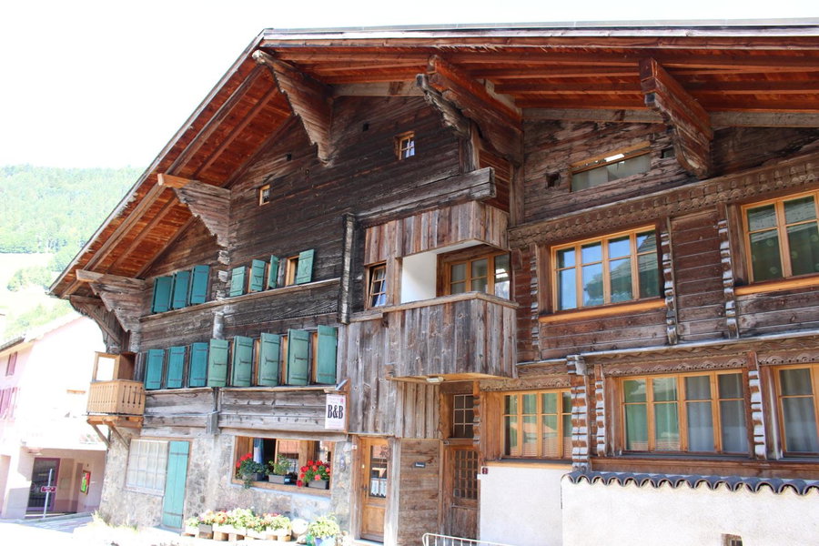 B&B La Pivoine, Rossinière, Switzerland