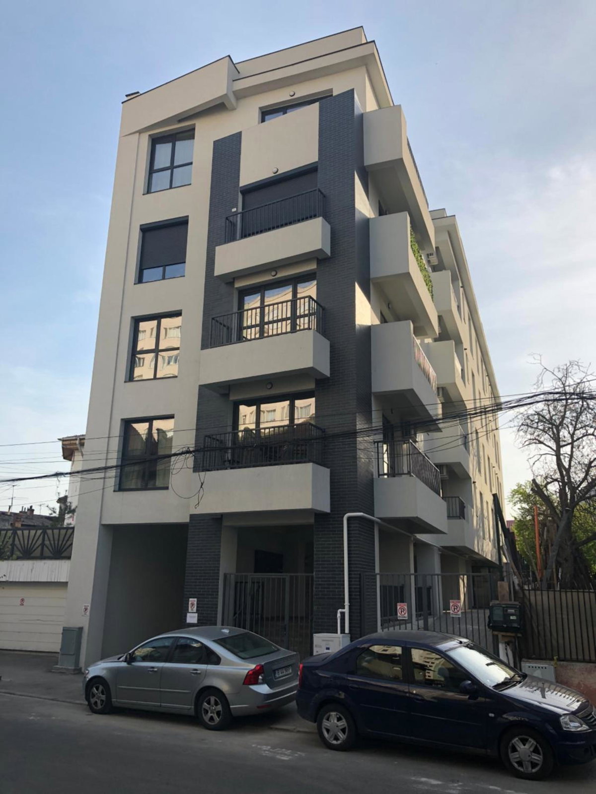 Studio Confort 3, Romania