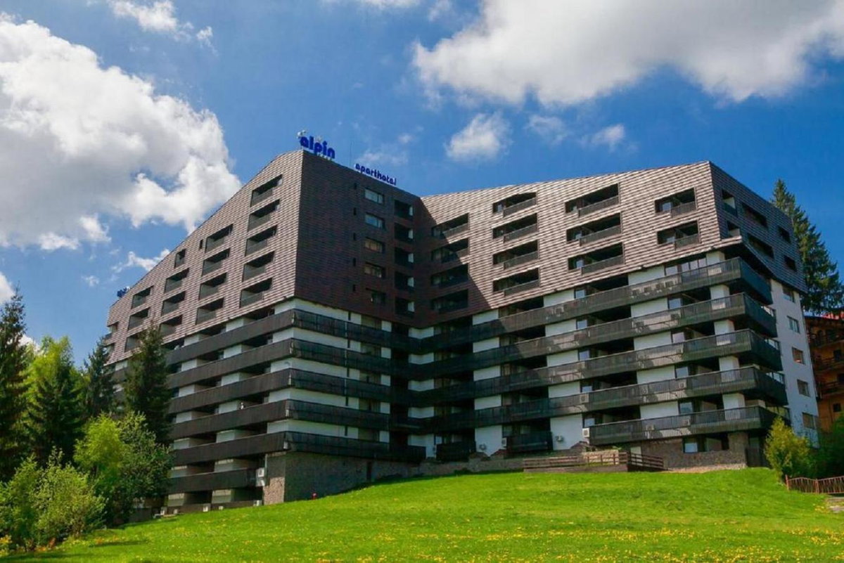 Apartament Alpin Poiana Brasov , etaj 8, Romania