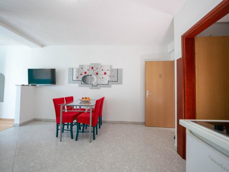 Cozy apartment with breakfast on request 1, Pula, Croatia