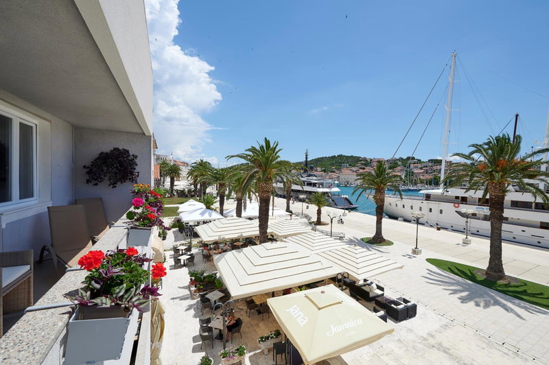 Apartment Stella old town Trogir, with balcony, Trogir, Croatia