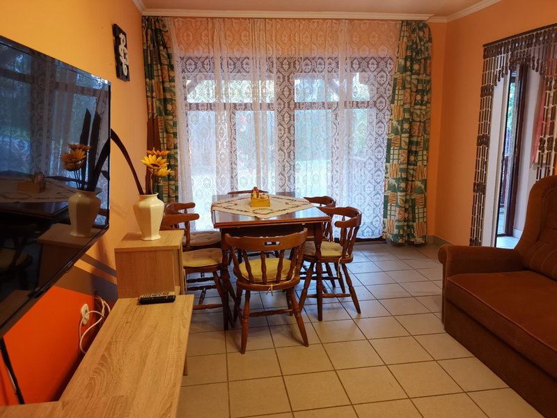 Erika vendégház centrumban, Balatonkeresztúr, Hungary