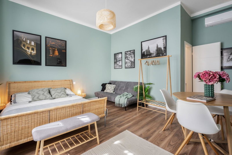 DowntArt Vibe Apartment, Budapest, Hungary