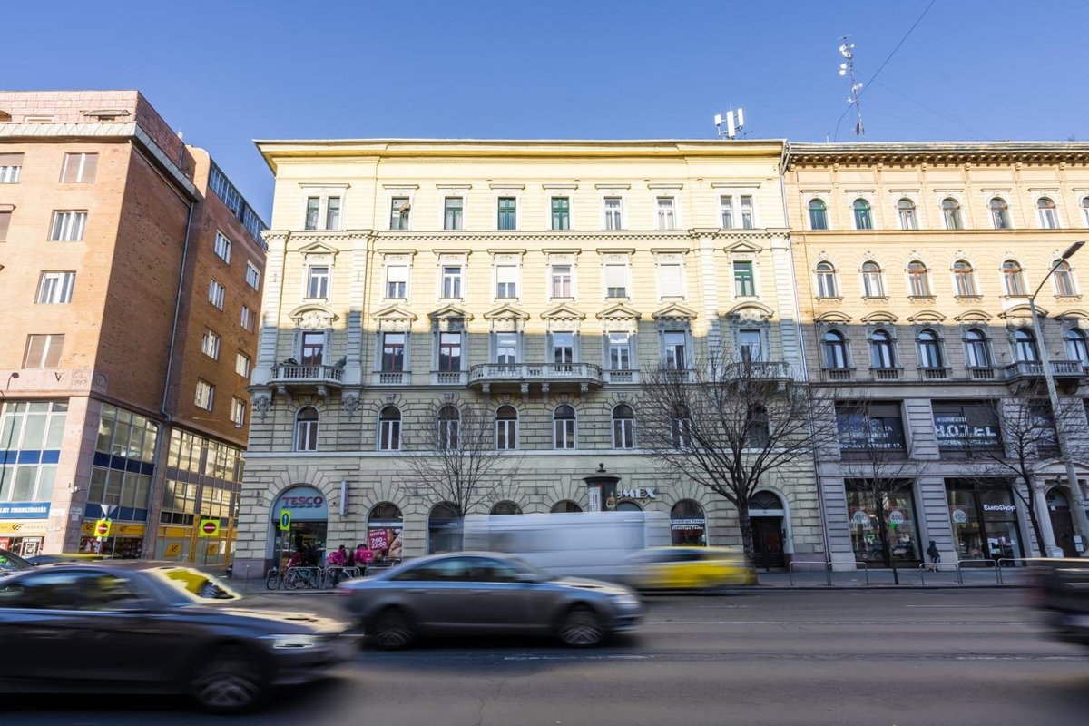 Hotel · BpR R20 Studio Home with A/C, Budapest