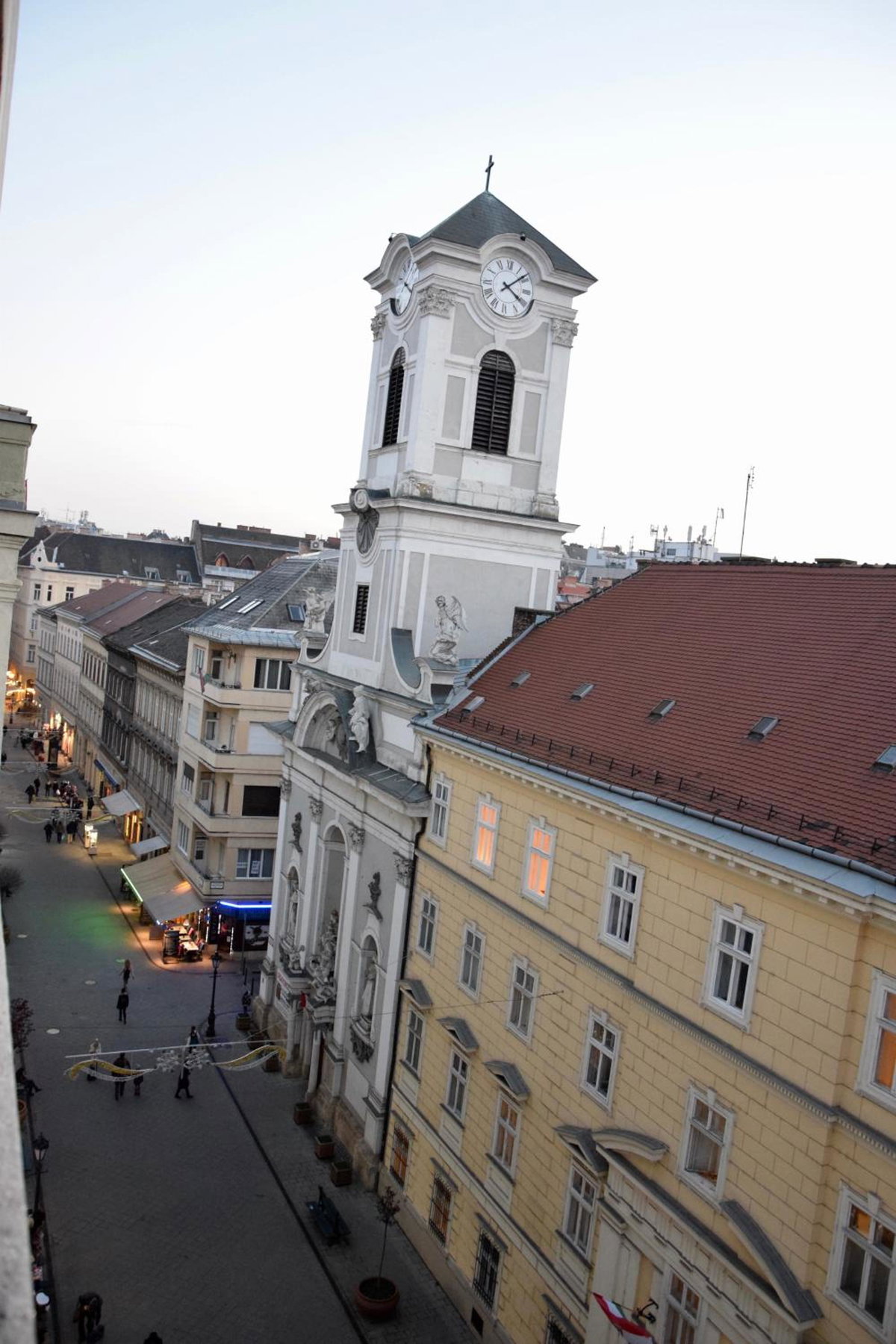 Hotel · Budget Apartment by Hi5 - Váci street 44, Budapest