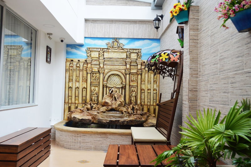 Hotel Fontana di Trevi, Bogotá, Colombia