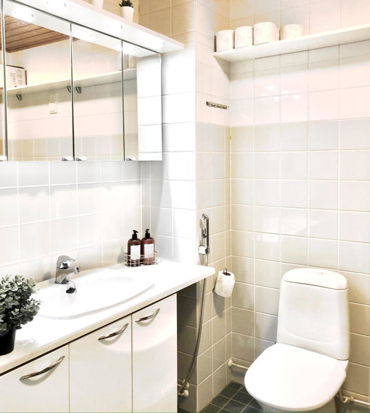 City Home Finland Tampella - City View, Own SAUNA, One Bedroom, Furnished Balcony and Great Location, Tampere, Finland