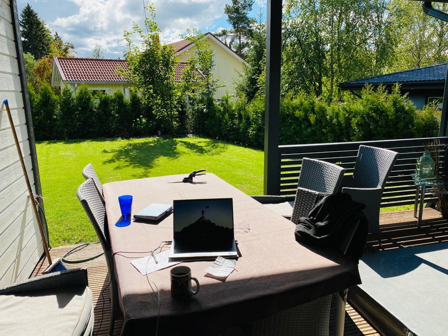 Hienoa talo porealtaalla lähellä Helsinkiä ja lentokenttää, Tuusula, Finland