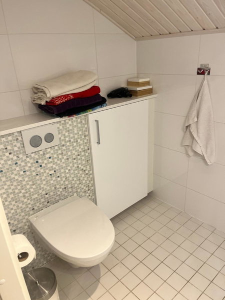 Hienoa talo porealtaalla lähellä Helsinkiä ja lentokenttää, Tuusula, Finland