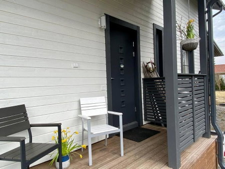 Hienoa talo porealtaalla lähellä Helsinkiä ja lentokenttää, Tuusula, Finland